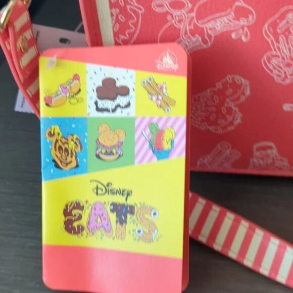 Disney Eats Parks Popcorn Crossbody Bag Brand New - Picture 12 of 13